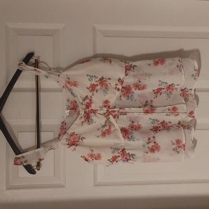 NWT GORGEOUS FLOWERY TANK TOP